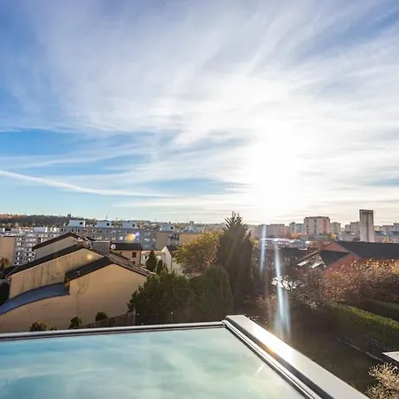 Tamara With Air-conditioning And Parking Apartment *